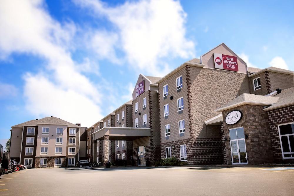 Best Western Plus Dartmouth Hotel & Suites Екстериор снимка