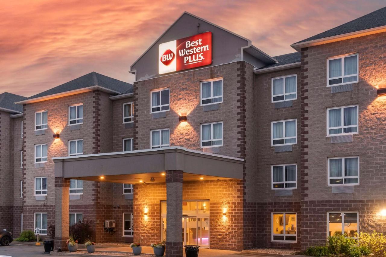 Best Western Plus Dartmouth Hotel & Suites Екстериор снимка