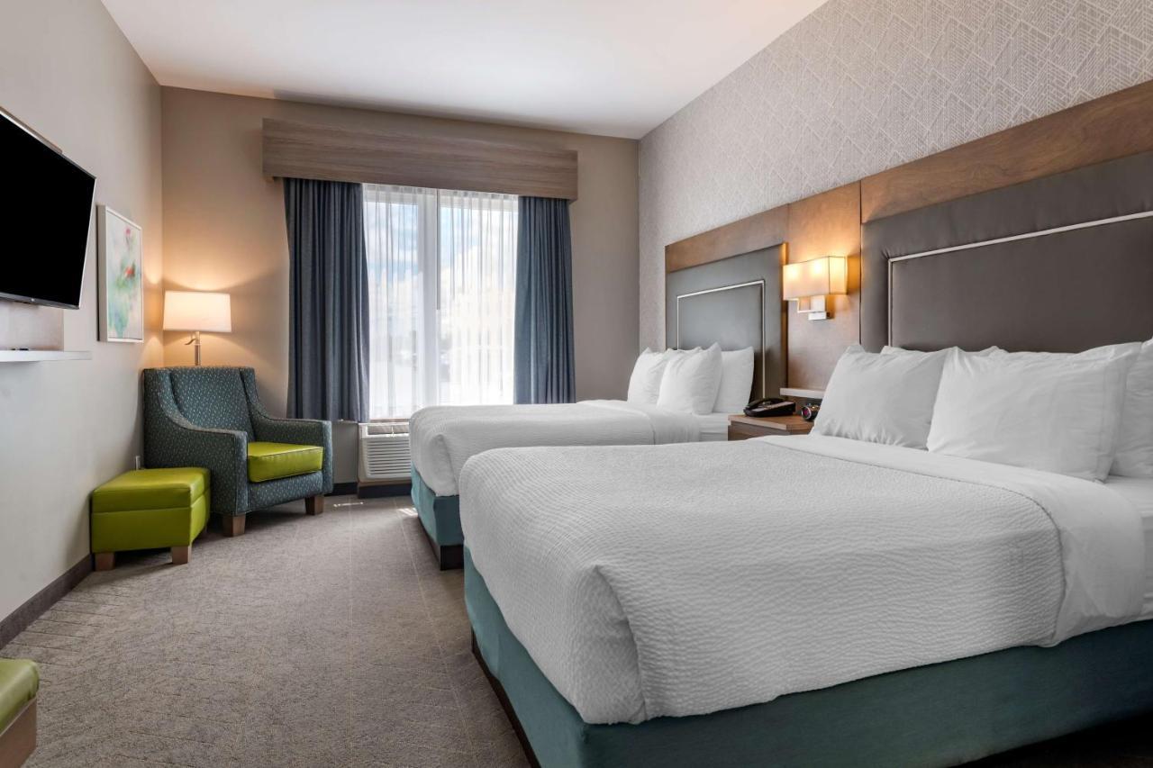 Best Western Plus Dartmouth Hotel & Suites Екстериор снимка